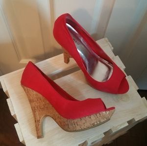 Womens sandals, Bamboo, Size 7.5, Red